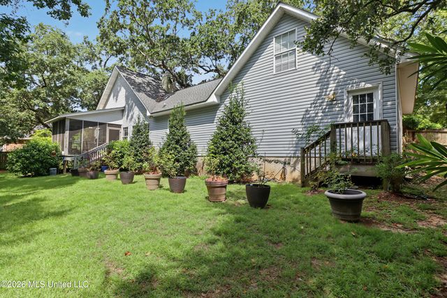 916 Bent Tree Circle, Pass Christian, MS 39571