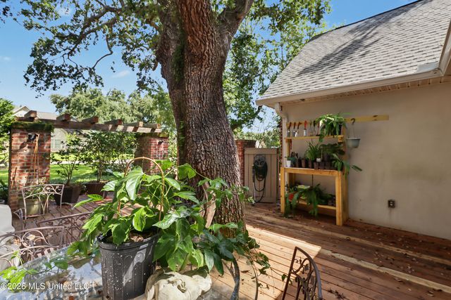 916 Bent Tree Circle, Pass Christian, MS 39571