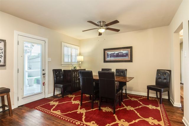 4824 Crockett Boulevard, Galveston, TX 77551