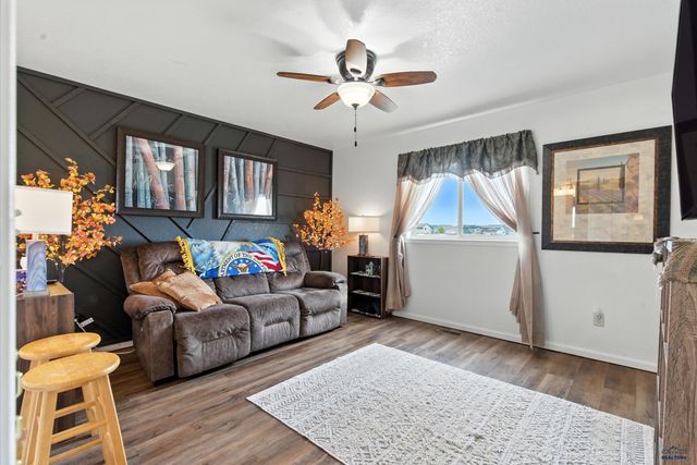 608 AIRWAY CT, Box Elder, SD 57719