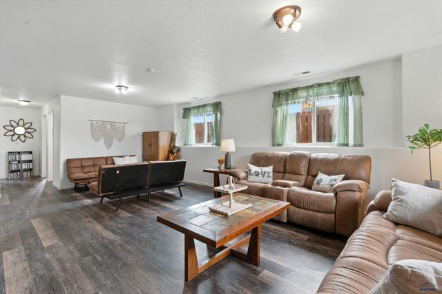 608 AIRWAY CT, Box Elder, SD 57719