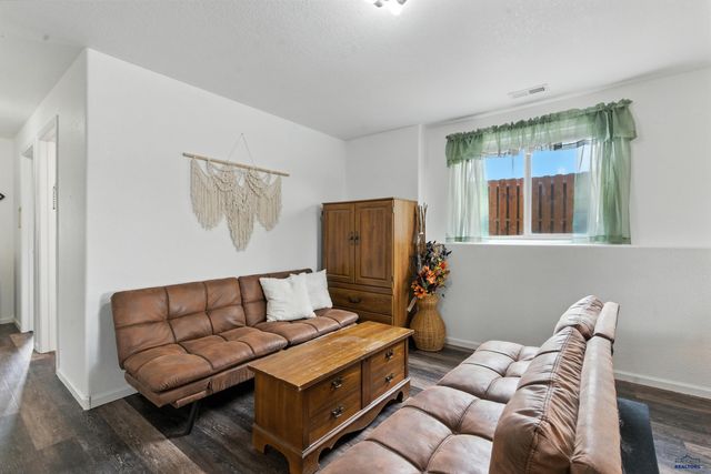 608 AIRWAY CT, Box Elder, SD 57719