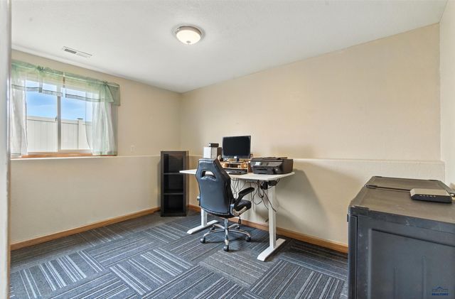 608 AIRWAY CT, Box Elder, SD 57719