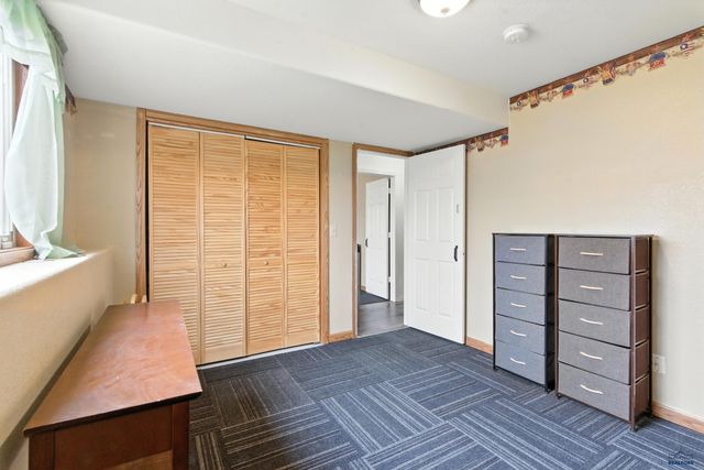 608 AIRWAY CT, Box Elder, SD 57719