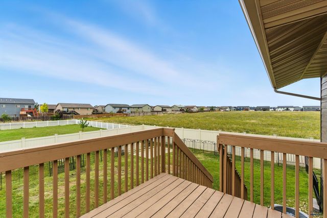 608 AIRWAY CT, Box Elder, SD 57719