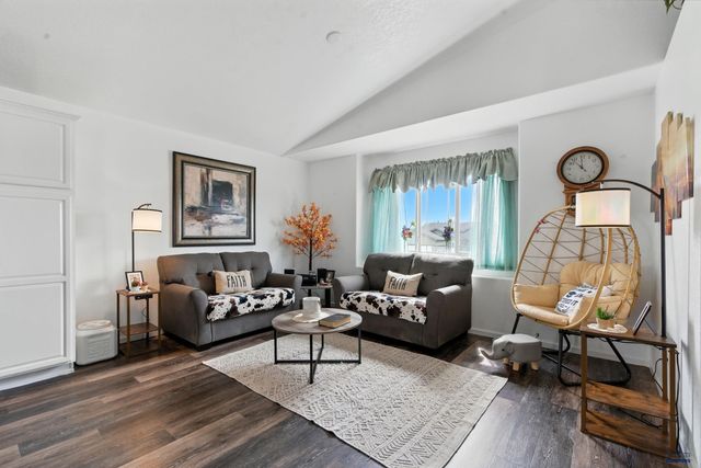 608 AIRWAY CT, Box Elder, SD 57719