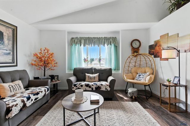 608 AIRWAY CT, Box Elder, SD 57719