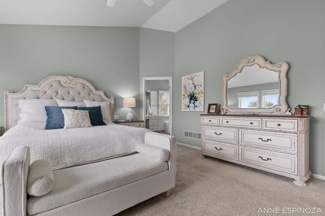 7423 Old Lantern Drive Se, Gaines Twp, MI 49316