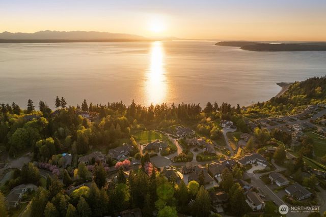 14131 67th Avenue W, Edmonds, WA 98026
