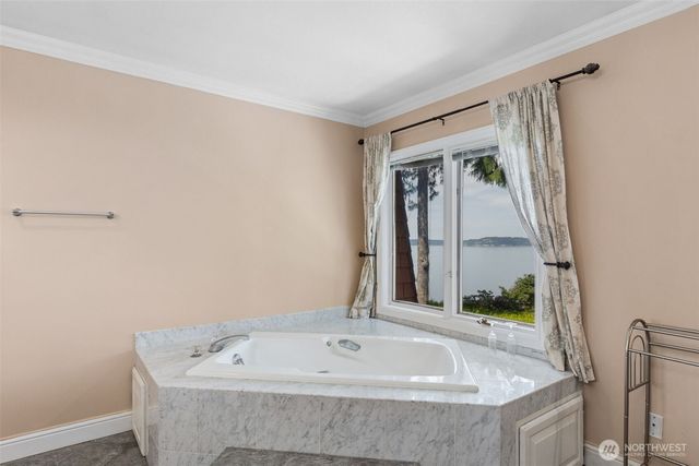 16530 76th Avenue W, Edmonds, WA 98026