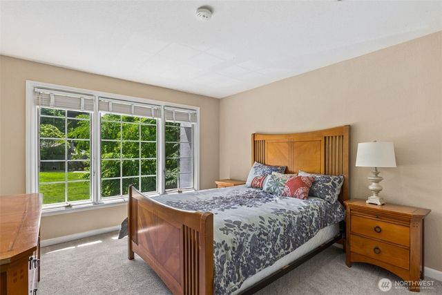 16530 76th Avenue W, Edmonds, WA 98026