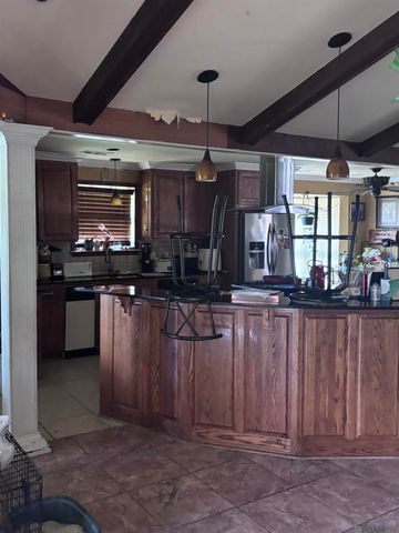 4616 Salem Dr, Baton Rouge, LA 70814