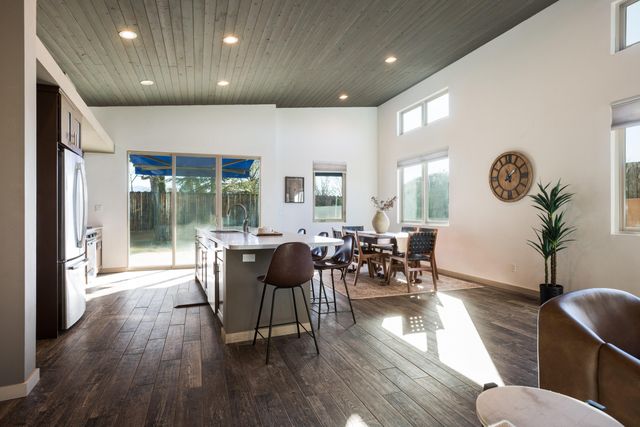 4842 Guadalupe Trail NW C, Albuquerque, NM 87107