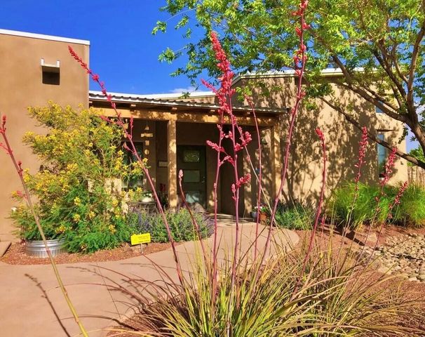 4842 Guadalupe Trail NW C, Albuquerque, NM 87107