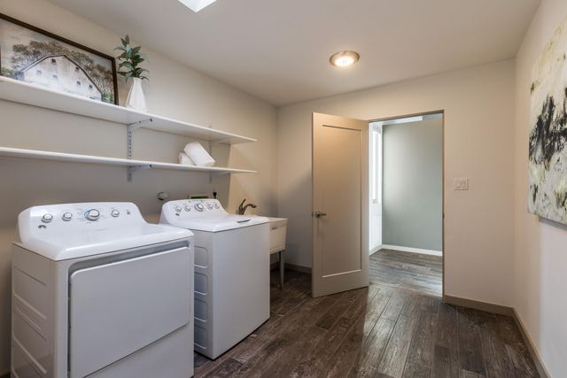 4842 Guadalupe Trail NW C, Albuquerque, NM 87107