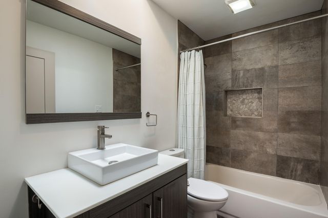 4842 Guadalupe Trail NW C, Albuquerque, NM 87107
