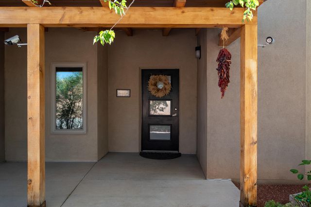 4842 Guadalupe Trail NW C, Albuquerque, NM 87107