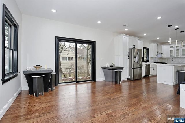 592 Fermery Drive, New Milford, NJ 07646
