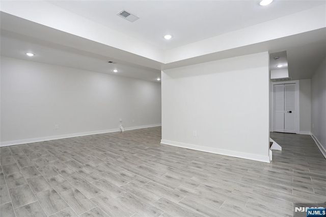 592 Fermery Drive, New Milford, NJ 07646