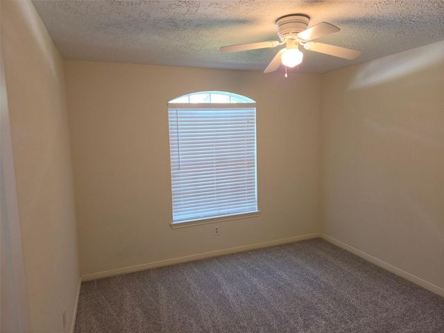 15114 Farndale Drive, Houston, TX 77062