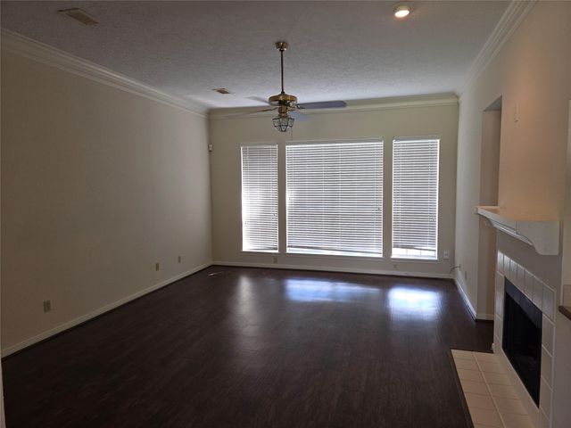 15114 Farndale Drive, Houston, TX 77062