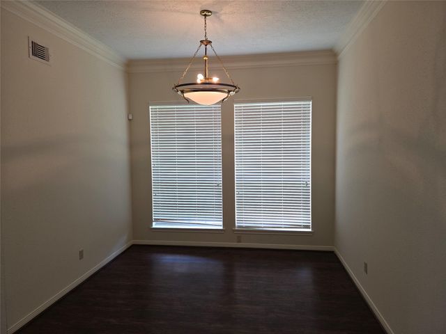 15114 Farndale Drive, Houston, TX 77062