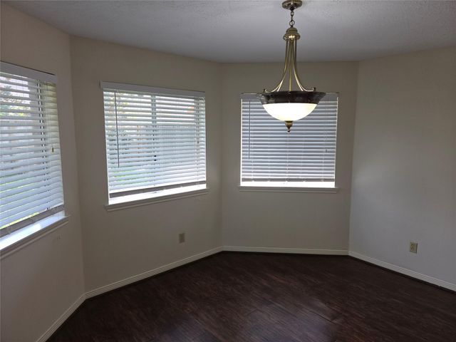 15114 Farndale Drive, Houston, TX 77062