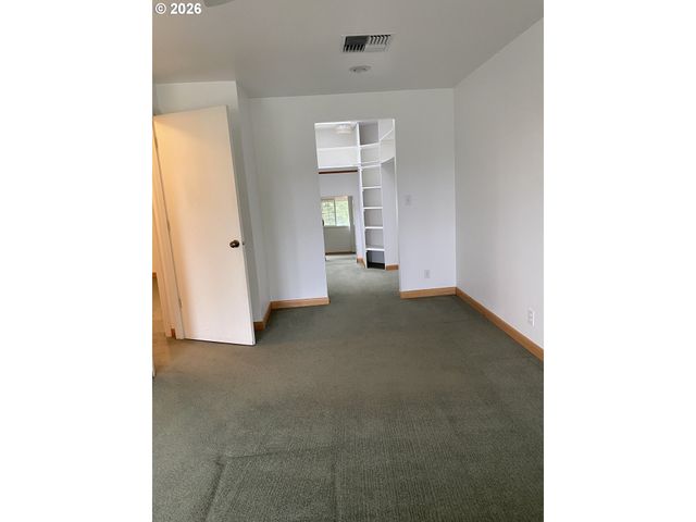 2850 RIVIERA Ct, Springfield, OR 97477