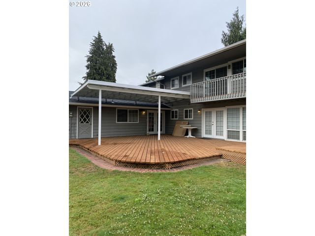 2850 RIVIERA Ct, Springfield, OR 97477