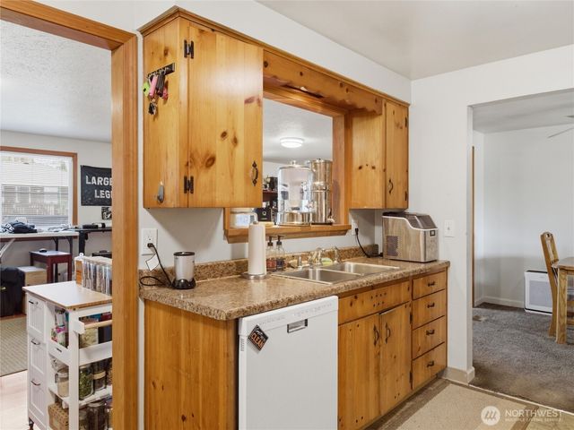 1627 Garfield Street S, Tacoma, WA 98444