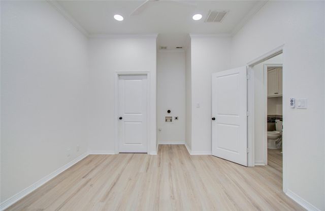 8001 Hills Parkway, Montgomery, TX 77316