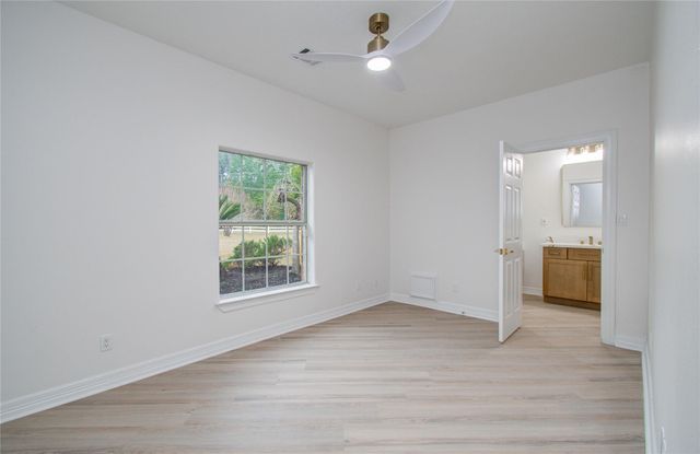 8001 Hills Parkway, Montgomery, TX 77316