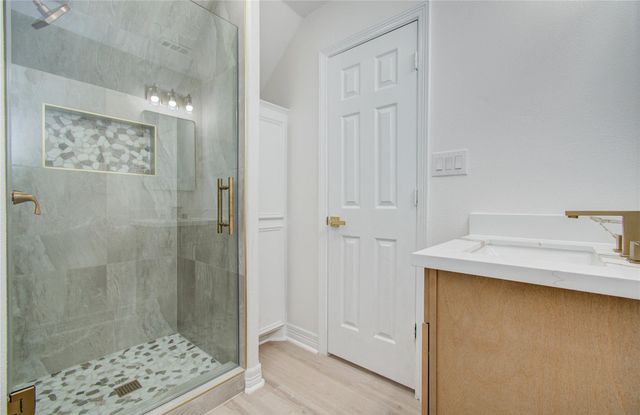 8001 Hills Parkway, Montgomery, TX 77316