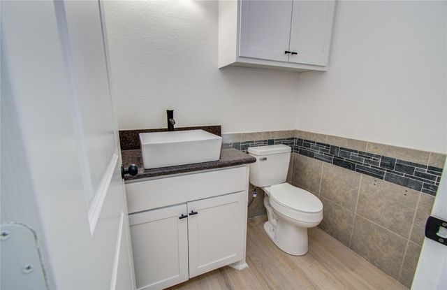 8001 Hills Parkway, Montgomery, TX 77316