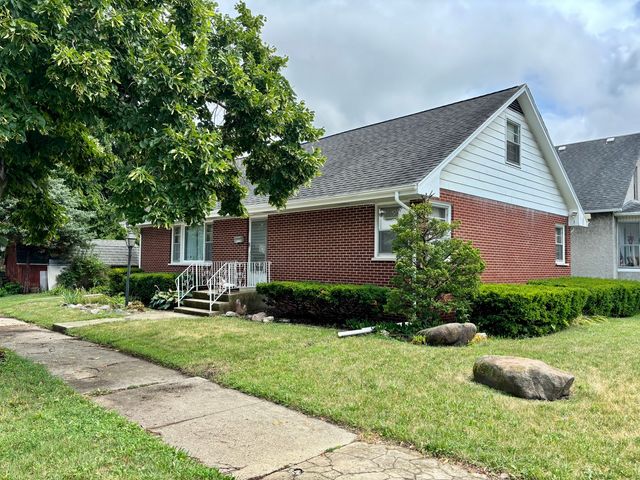 1122 Highland Avenue, Joliet, IL 60435