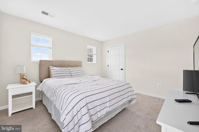 4172 FOXHAVEN DR, Bealeton, VA 22712