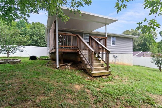 6899 Pleasant Valley Court, Newburgh, IN 47630