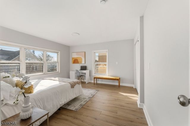 526 Jackson Ave, Elizabeth City, NJ 07201