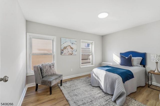 526 Jackson Ave, Elizabeth City, NJ 07201