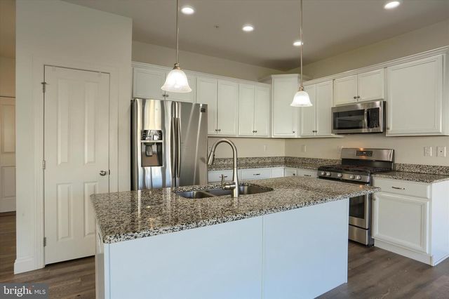 36 SIMON COURT, Mechanicsburg, PA 17050