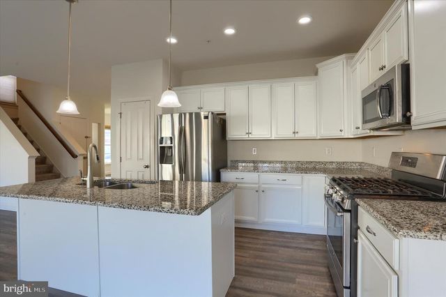 36 SIMON COURT, Mechanicsburg, PA 17050