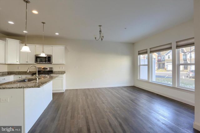 36 SIMON COURT, Mechanicsburg, PA 17050