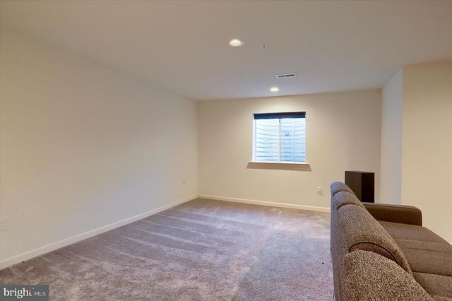 36 SIMON COURT, Mechanicsburg, PA 17050