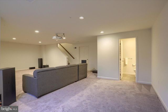 36 SIMON COURT, Mechanicsburg, PA 17050