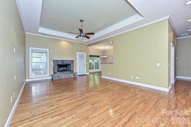 2715 Lakeview Circle, Matthews, NC 28105