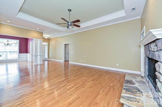 2715 Lakeview Circle, Matthews, NC 28105