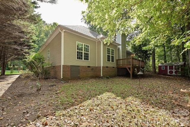 2715 Lakeview Circle, Matthews, NC 28105