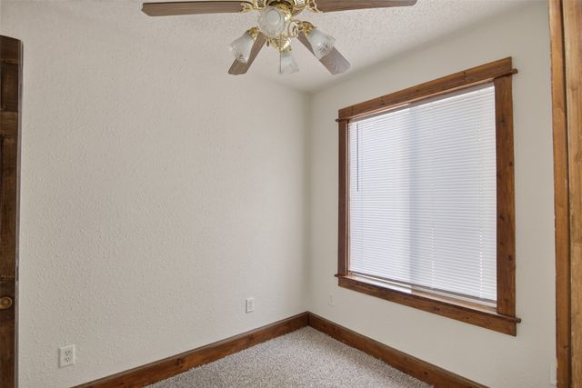 2001 Motley Street, Des Moines, IA 50315