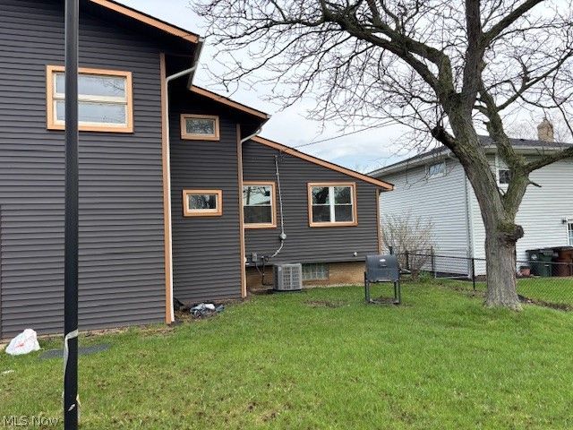 2777 Friar Drive, Parma, OH 44134