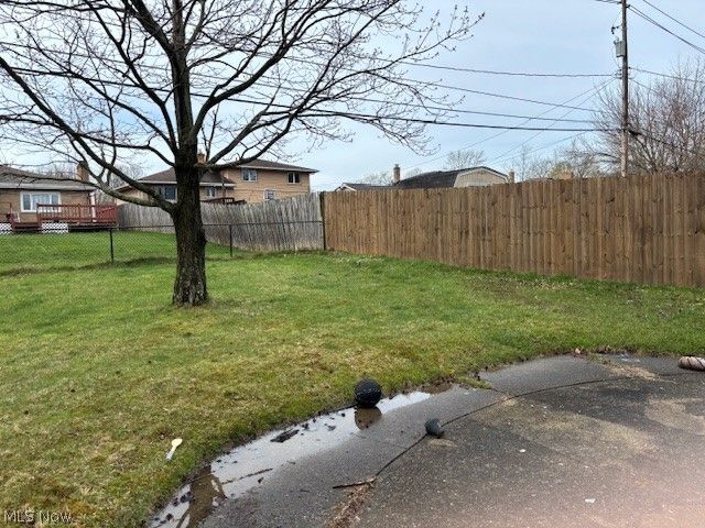 2777 Friar Drive, Parma, OH 44134